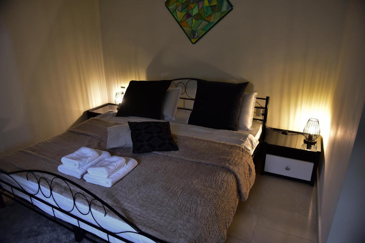 Flh - A&M Central Studio Apartment Sibiu Exterior photo