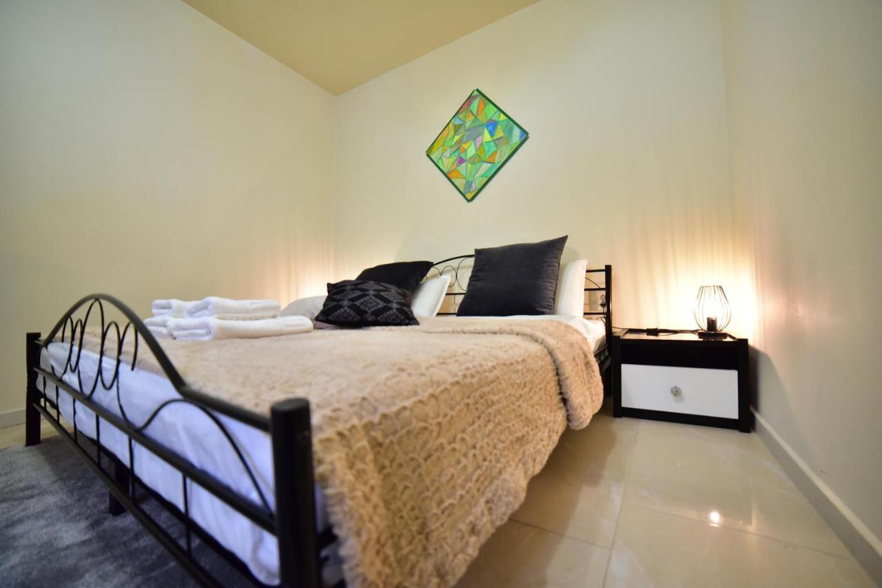 Flh - A&M Central Studio Apartment Sibiu Exterior photo